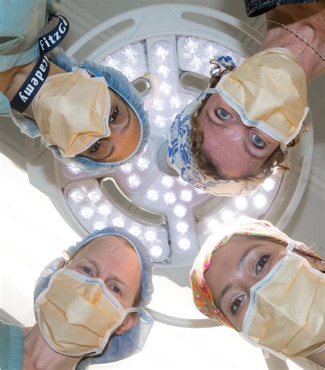 Female Surgeons At St Michael S Hospital Recreate New Yorker Magazine