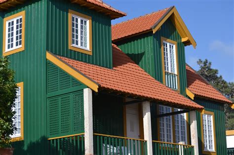 Casas verdes paterna escuela de fútbol on facebook. Sonhos a um espelho: Casas verdes, verdes casas