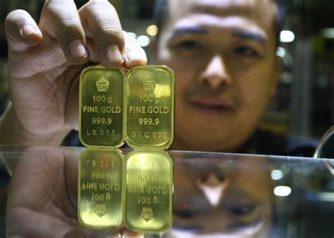 Penurunan Harga Emas Di Indonesia Tidak Sedalam Harga Emas Dunia Kenapa