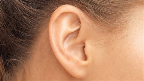 Why Is The Skin Behind My Ears Dry 16 Reasons
