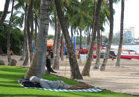 To Clear Waikiki For Tourists Hawaii Gives 120 Homeless People A One