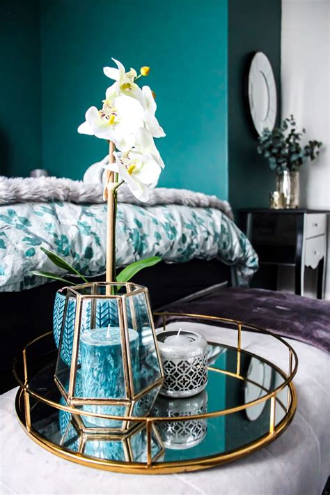 26 Rose Gold Bedroom Ideas