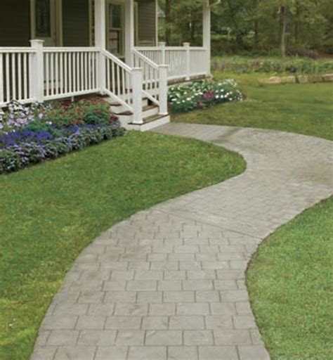 Creating A Curved Concrete Walkway Fine Homebuilding