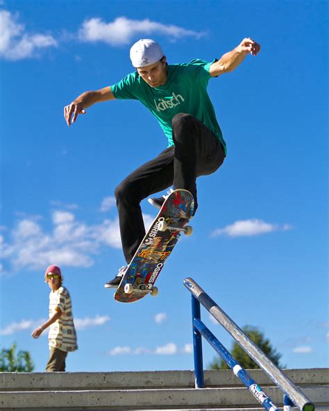 Skateboarding Skateboard Pose Reference Photo Skateboard Photography
