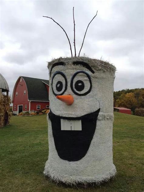 Olaf Is At Busy Barns Adventure Farm In Fort Atkinson Wi Hay Bale