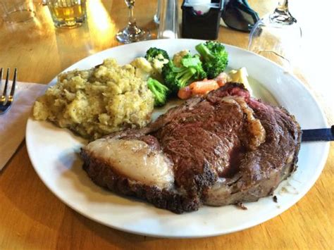 Save big with exclusive rates! Strawberry Lodge, Kyburz - Menu, Prices & Restaurant ...