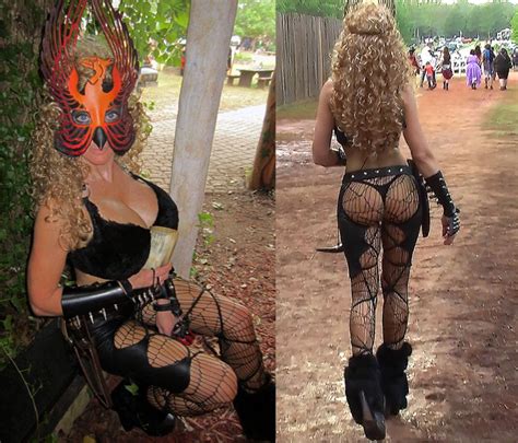 Girl Seen Walking Around At Renaissance Faire Video In Cimments Porn