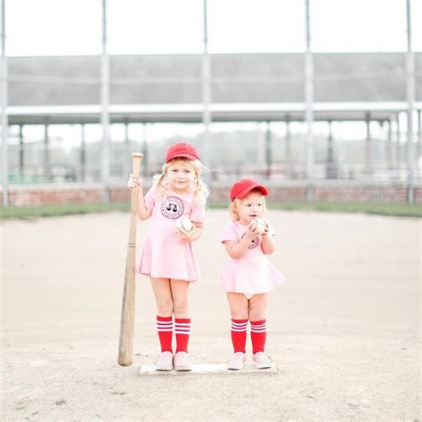 30 cute halloween costumes for siblings the everymom