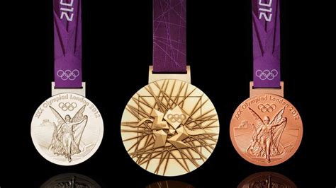 Première médaille olympique à la maison pour le canada. Une médaille olympique, ça peut (parfois) rapporter gros