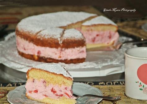 © nicole cook | daily dish recipes. Strawberry Quark Cake | Tartas, Recetas de pasteles, Pasteles