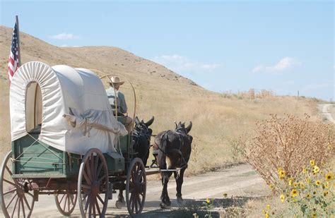 Whats It Like To Travel The Oregon Trail In A Covered