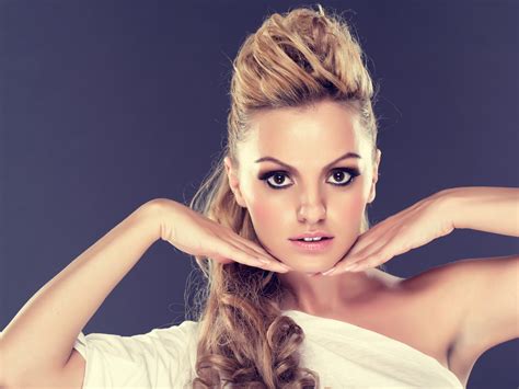 Alexandra Stan Wallpapers Images Photos Pictures Backgrounds
