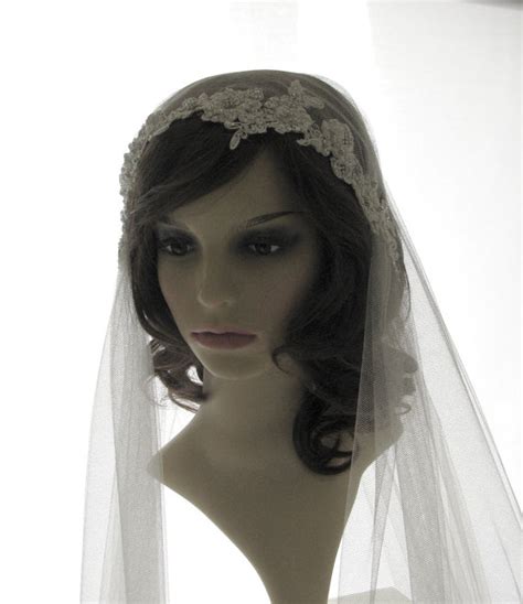 1920s Style Wedding Veil Couture Bridal Cap Veil Lace Juliet Cap
