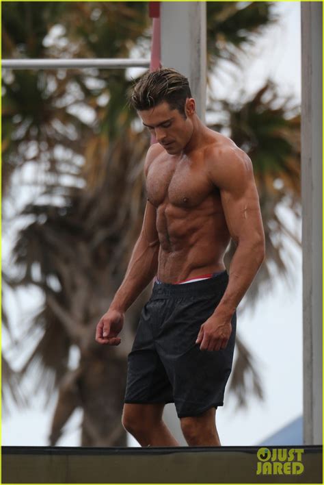 Zac Efron Never Wants That Baywatch Body Ever Again Photo 4453227