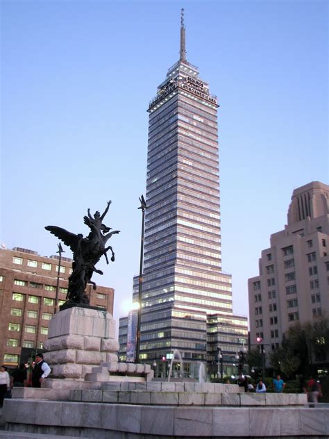La Torre Latinoamericana Cumple 60 Años