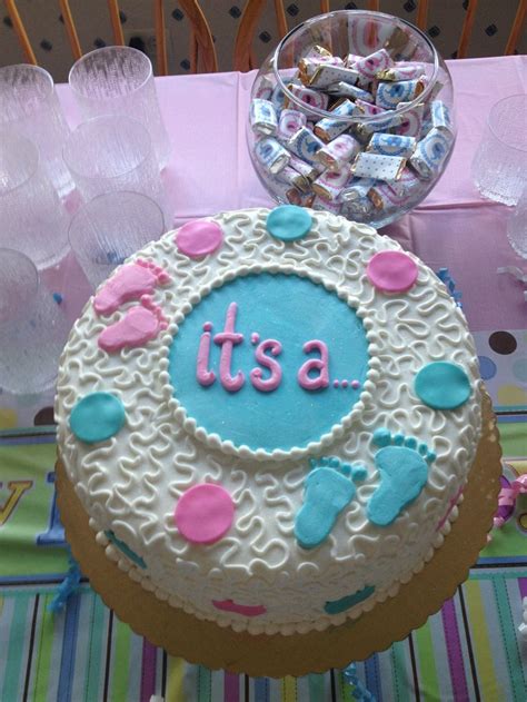 Pin By Meghann Massey On Baby Leah Gender Reveal Cake Gender Reveal Baby Reveal Cakes