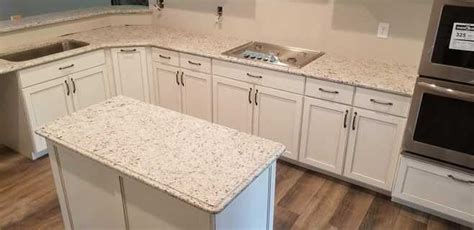White Ornamental Granite Kitchen And Bathroom Countertops