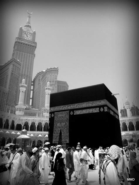 Pin By Kabir On Kaaba Black And White Picture Wall Mecca Wallpaper