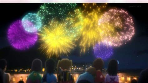 And since students love anime so much, and you can find a lot of it in japanese without any problem, a lot of people ask: Japanese fireworks in Anime | Anime Amino