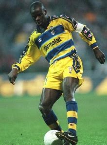 Johan micoud born 24 july 1973 is a french retired footballer who played mostly as an attacking midfielder traumtor von johan micoud werder bremen neuzugan. Parma 2000-2001 - Video, Immagini, Risultati...