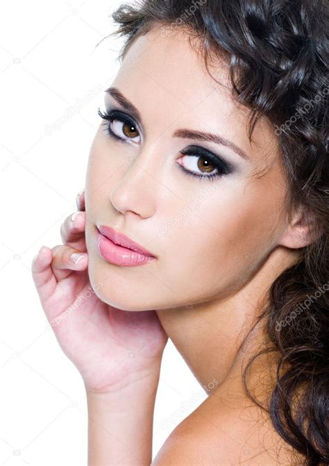 Beautiful Face Of Young Woman With Clean Skin — Stock Photo