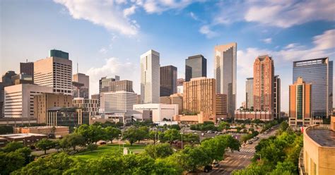 The 7 Stages of Living in Houston | Best places to live, Skyline, Best