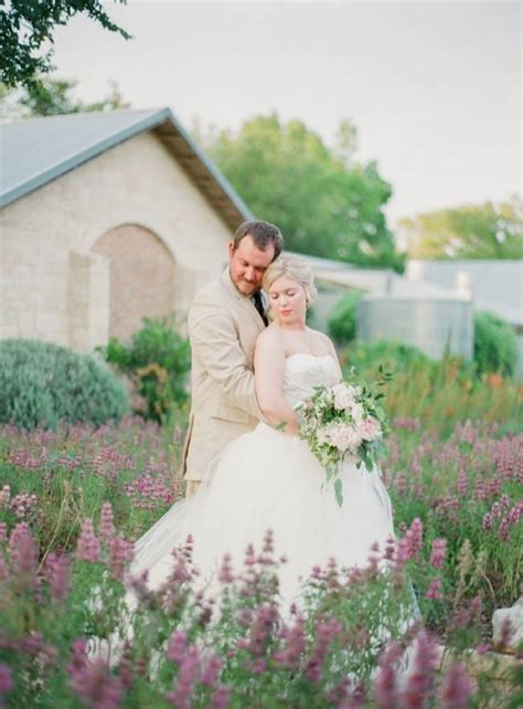 Wildflower does require 24 hour advanced notice for rescheduling/cancellations. Organic Blush Wedding at a Texas Wildflower Center