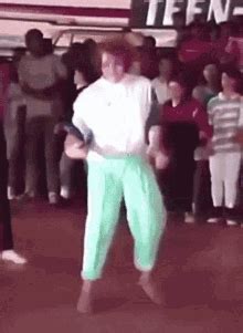 S Dance Moves Dance Like Nobodys Watching Gif S Dance Moves Dance