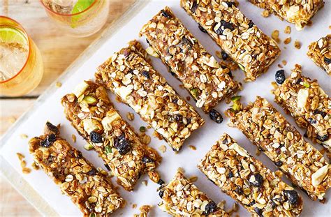 Just as regular granola bars without baking time, no sugar, no gluten or dairy, and ready in 30 minutes. No-Bake Granola Bars | Granola Recipes | Tesco Real Food