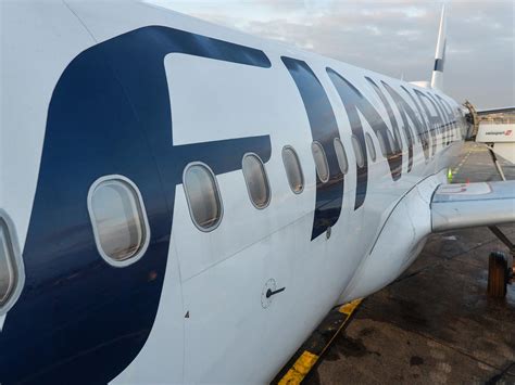 Hyvin Tiukat Matkustusrajoitukset Useissa Maissa Painoivat Finnairin