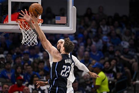 Dallas Mavs Working To Figure Out Slow Starts Focus On Defense