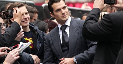 man of steel star henry cavill i don t wear superman suit in bedroom for sex with gina carano