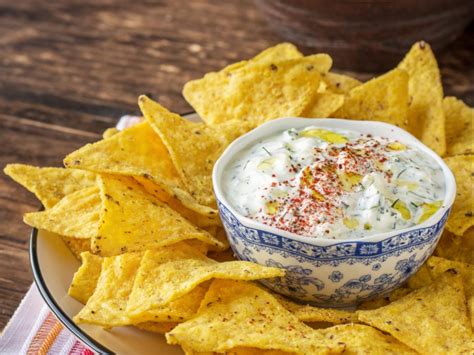 Healthy Recipes Warm Tortilla Chips With Spicy Cheese Dip Recipe