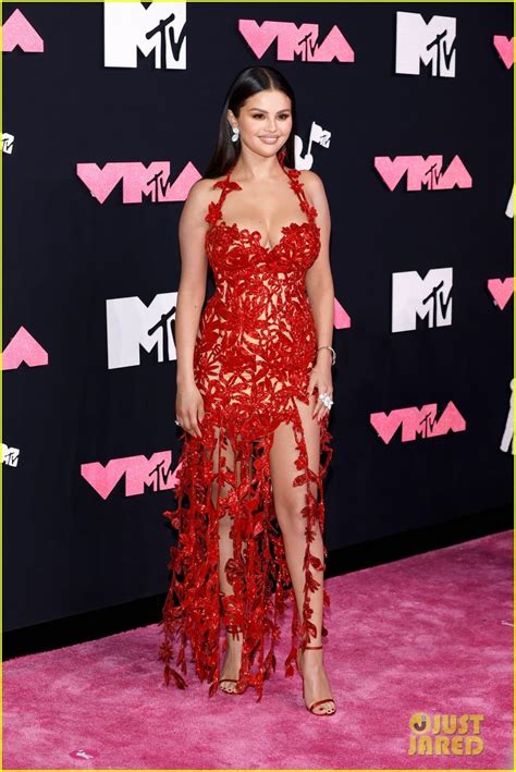 Selena Gomez Wows In Custom Red Dress At MTV VMAs 2023 Photo 4967313