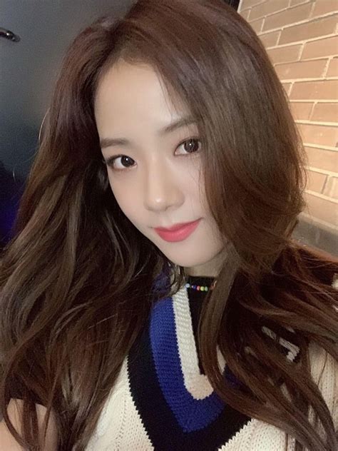 The band debuted on august 8th. JiSoo (BLACKPINK) - Selca in 2019 | Blackpink, Blackpink jisoo, Blackpink fashion