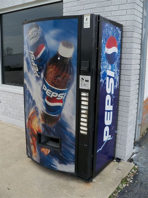Surfer Pepsi Vending Machine A Pepsi Vending Machine Featu Flickr