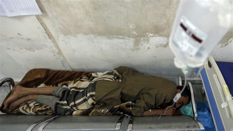 Yemen Cholera Has Infected Over 100000 Killing Several Hundreds