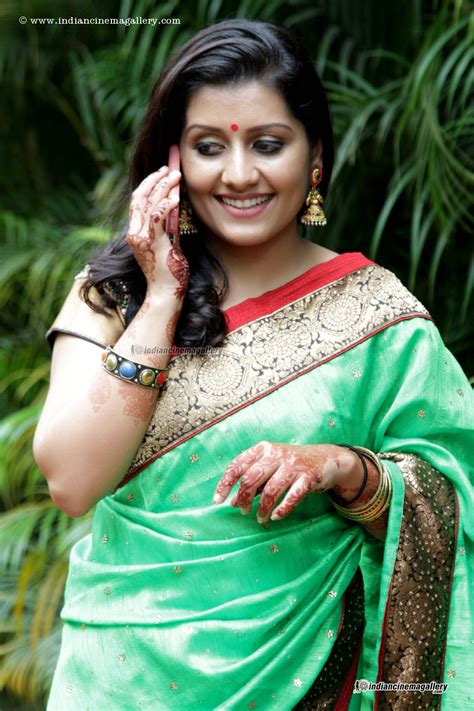 Sarayu Photos Stills Gallery Actress Sarayu Mohan Hd Images