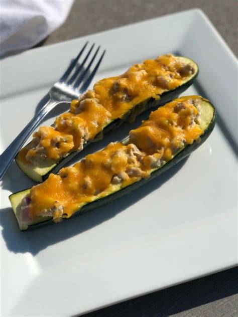 It's a quick microwave bread that i make with coconut flour. Keto Zucchini Tuna Melt - Curbing Carbs