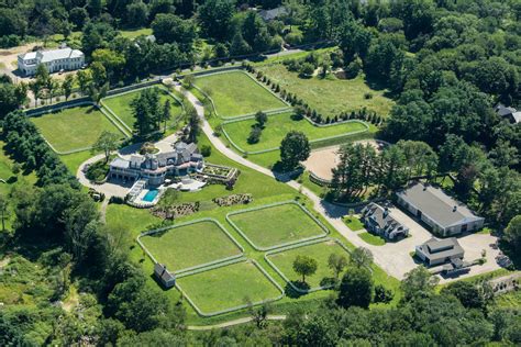 A Horse Farm And Sprawling Estate That Combines Function And Luxury