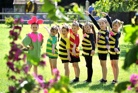 Beoley First School Stage Outdoor Production Of ‘the Bee Musical The