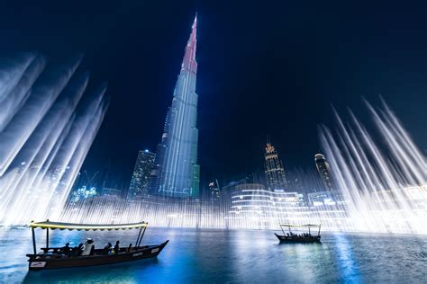 Dubai Fountain Show Mit Traditioneller Bootsfahrt Auf Dem Burj Lake Tui
