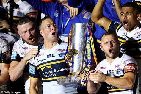 Rob burrow biography, career, age, height, affairs & net worth. 'Not being able to watch my kids grow up is the hardest ...