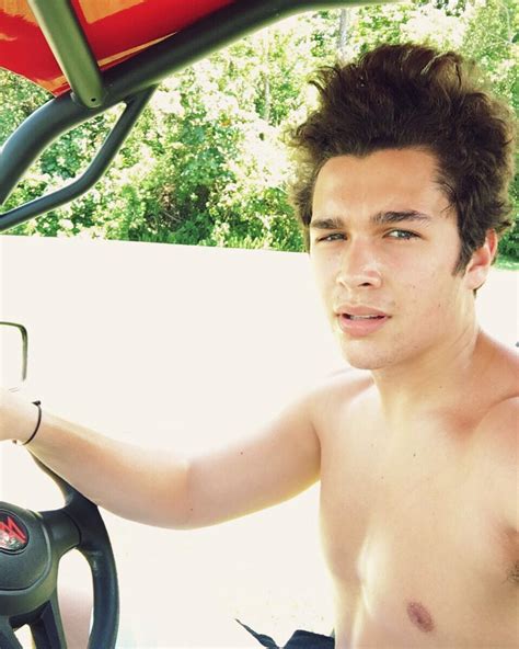 The Stars Come Out To Play Austin Mahone New Shirtless And Barefoot
