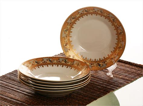 Jual tatakan piring dengan design custom kreasi sendiri. PIRING MAKAN MOTIF VICENZA 9″ (6 BUAH) b179 | Bahan Keramik