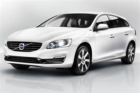 You don't need to leave your v60 estate to relax and stretch your legs. 2014 Volvo V60 Photo 1 12965