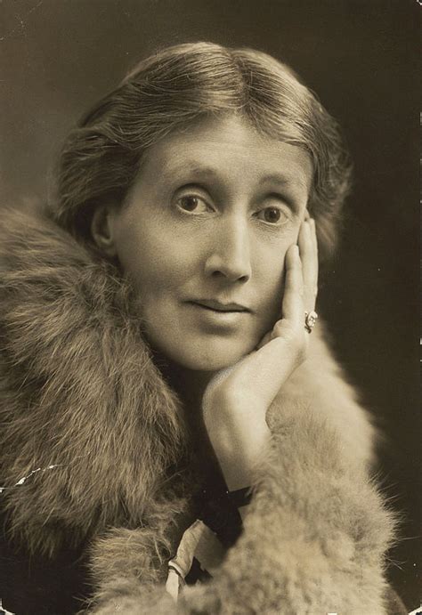 Virginia Woolf: England's Modernist Master | Books on the Wall