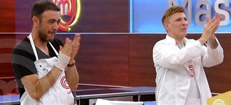 Jacqueline pardo, madre de arturo vidal, adelante su experiencia en el discípulo del chef esto se una a una serie de historias y publicaciones de los 18 rostros que integran el espacio de cocina de la señal de andrónico luksic, donde han hecho distintas actividades para pasar el momento durante su. Primera temporada de MasterChef Celebrity finaliza con ...