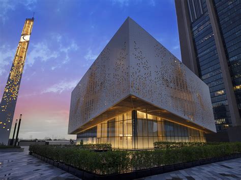 Dubai International Financial Centre Grand Mosque Welcomes Worshippers