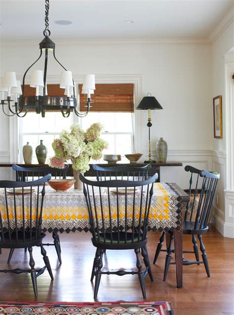 table cloth  wood dining room table